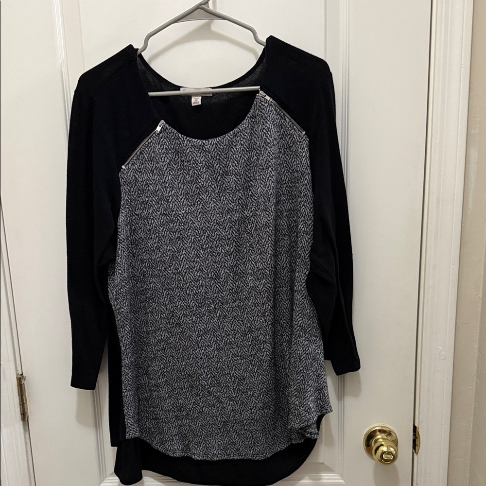 Women’s 2x CB Established 1962 Black Gray Blouse Zipper Plus Size